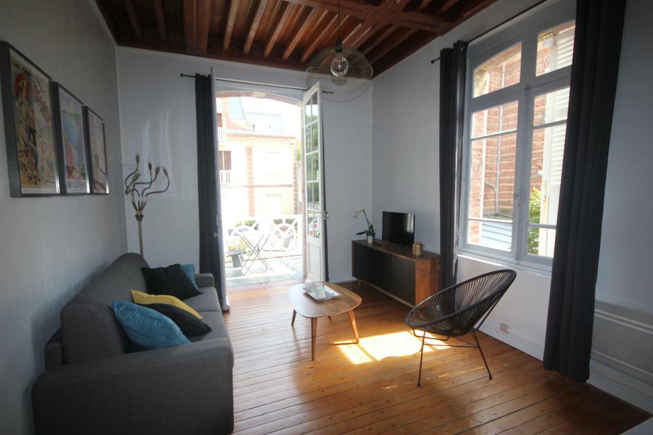 Studio + terrasse centre-ville Villers Sur Mer Leilighet Eksteriør bilde