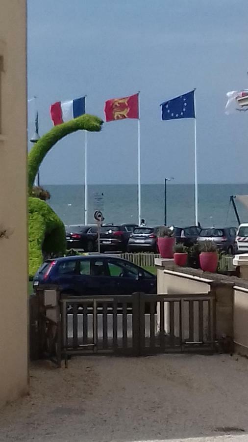 Studio + terrasse centre-ville Villers Sur Mer Leilighet Eksteriør bilde